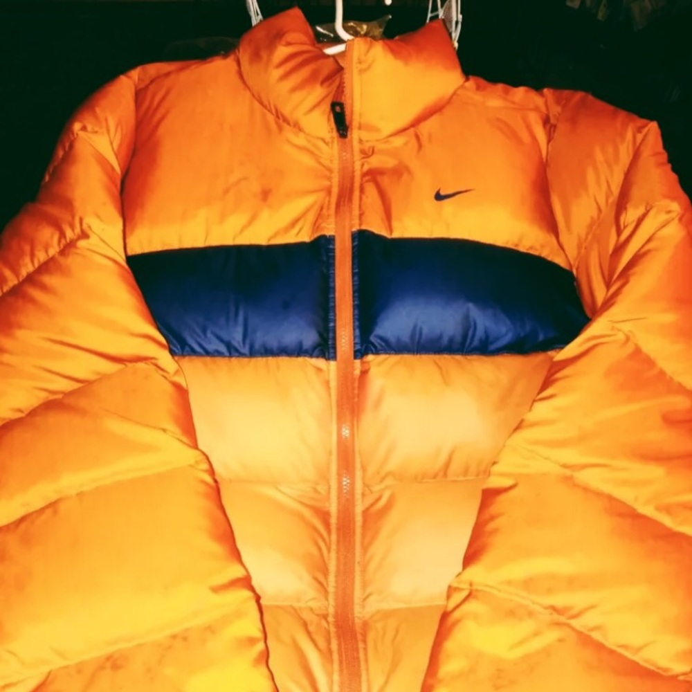 Vintage Nike puffer coat